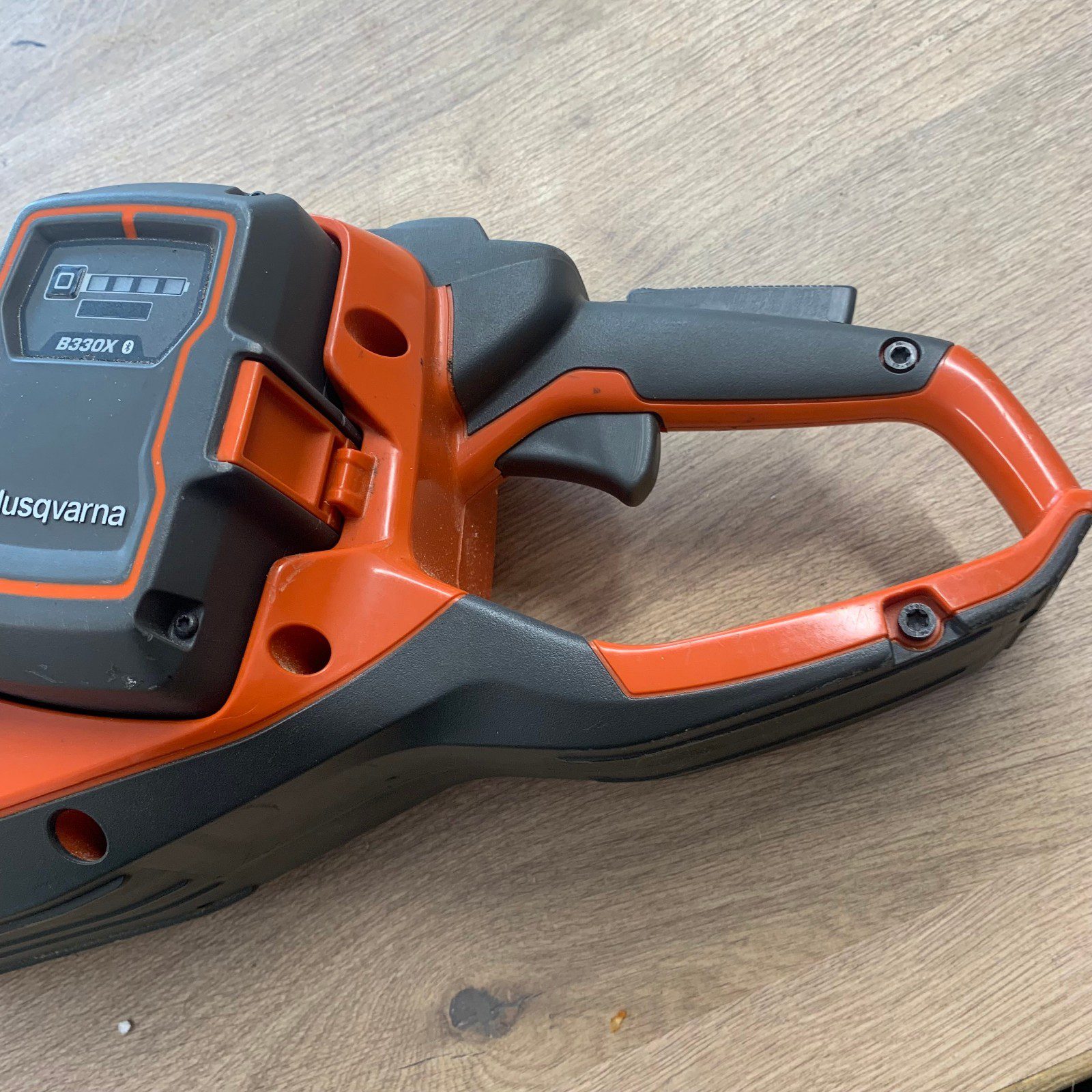 Husqvarna 540i XP Cordless Chainsaw 36V Battery Charger Bar Chain Used - Image 5