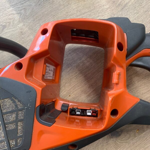 Husqvarna 540i XP Cordless Chainsaw 36V Battery Charger Bar Chain Used