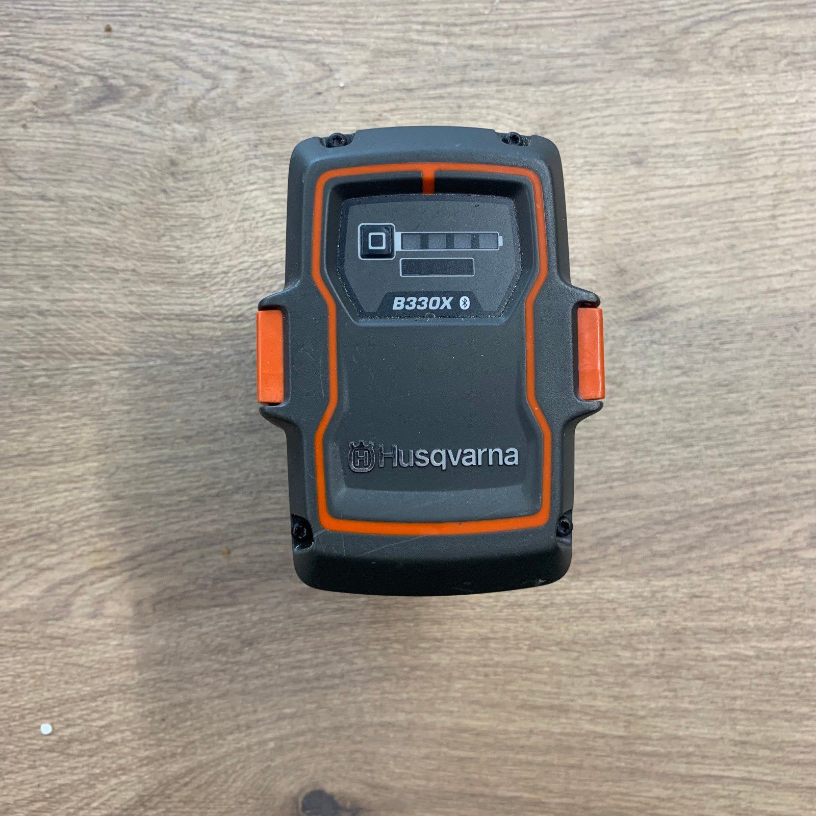 Husqvarna 540i XP Cordless Chainsaw 36V Battery Charger Bar Chain Used - Image 9