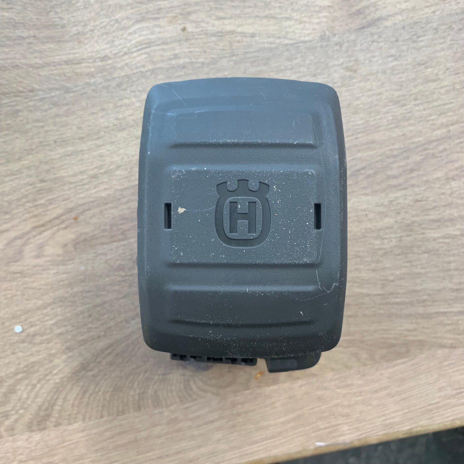 Husqvarna 540i XP Cordless Chainsaw 36V Battery Charger Bar Chain Used - Image 11
