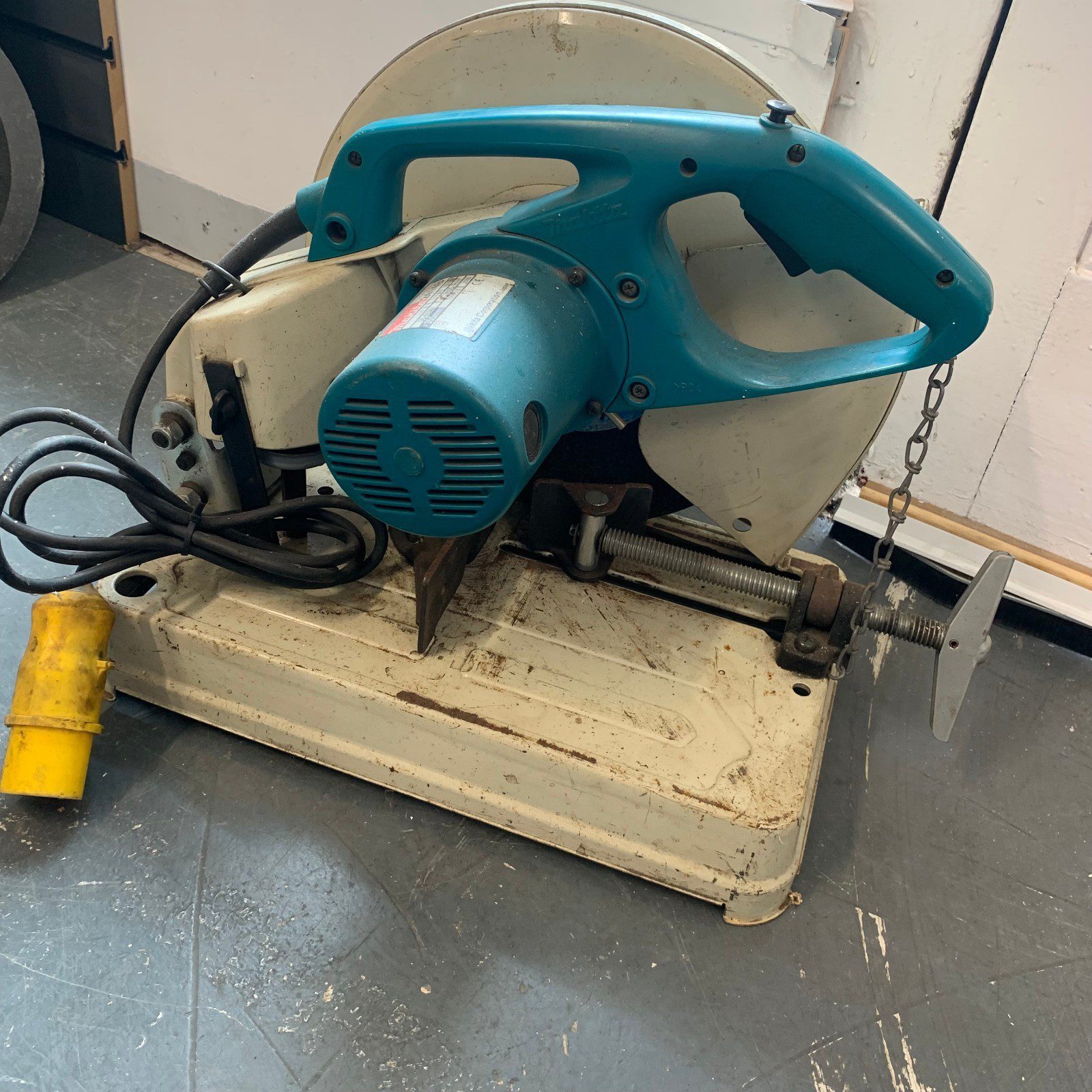 Makita 2414B 110V 355mm Cut Off Saw Chop Saw Metal Cutting Saw 1650W - Image 5
