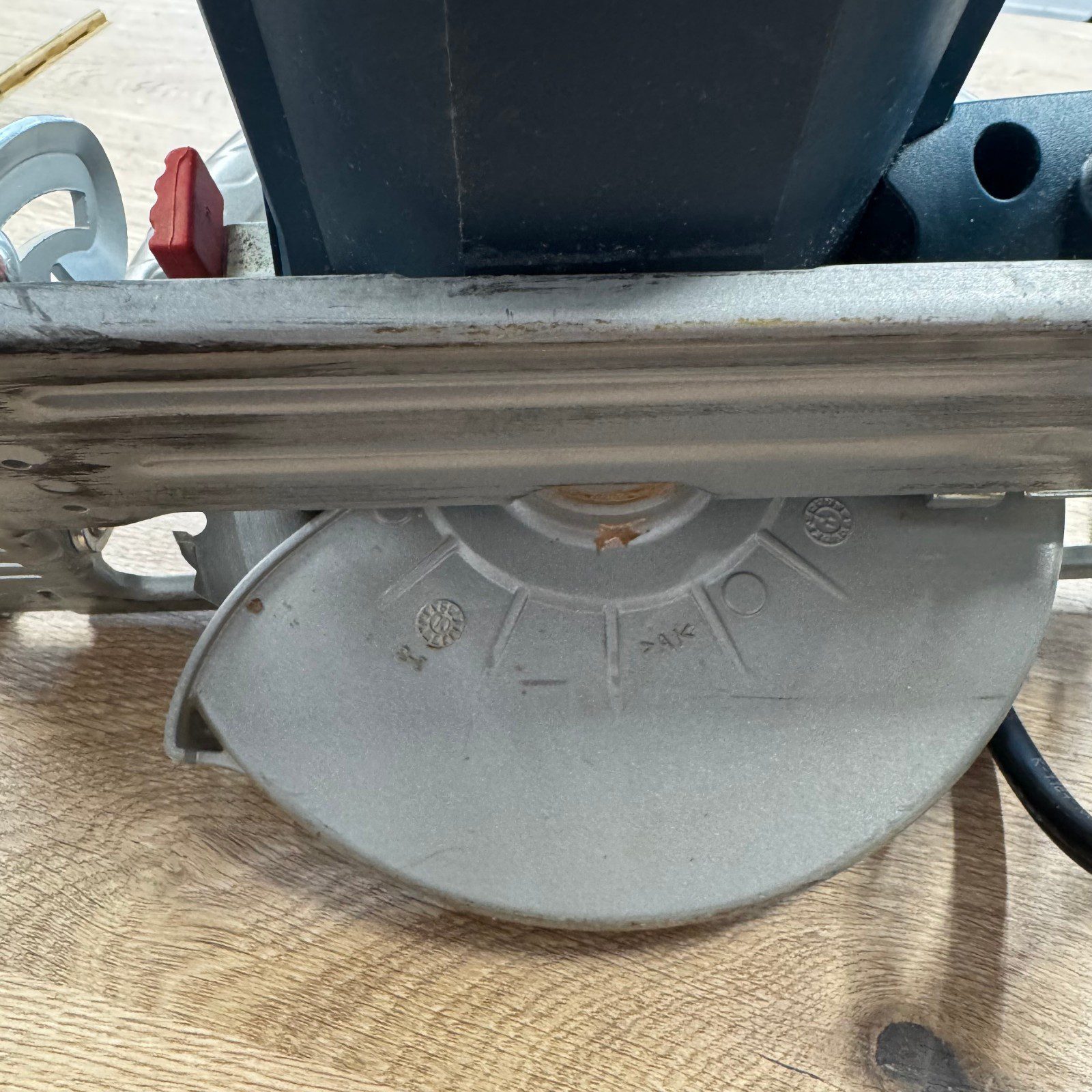 Bosch GKS 190 Professional 110V Circular Saw 190mm Used With Case - Image 10