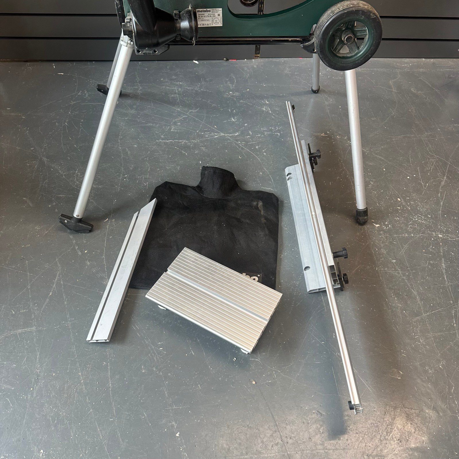 Metabo TS 36-18 LTX BL 254 36V Cordless Battery Table Saw With Stand Accessories - Image 3