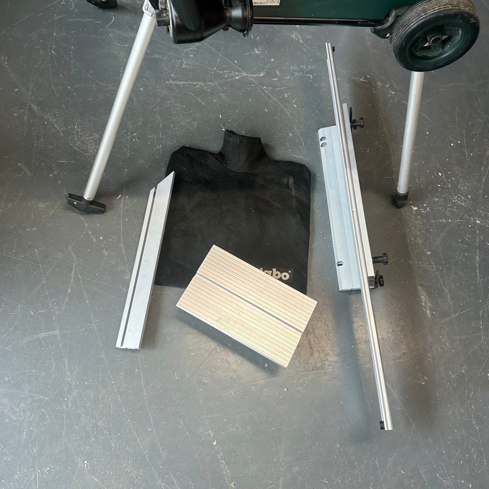 Metabo TS 36-18 LTX BL 254 36V Cordless Battery Table Saw With Stand Accessories - Image 5