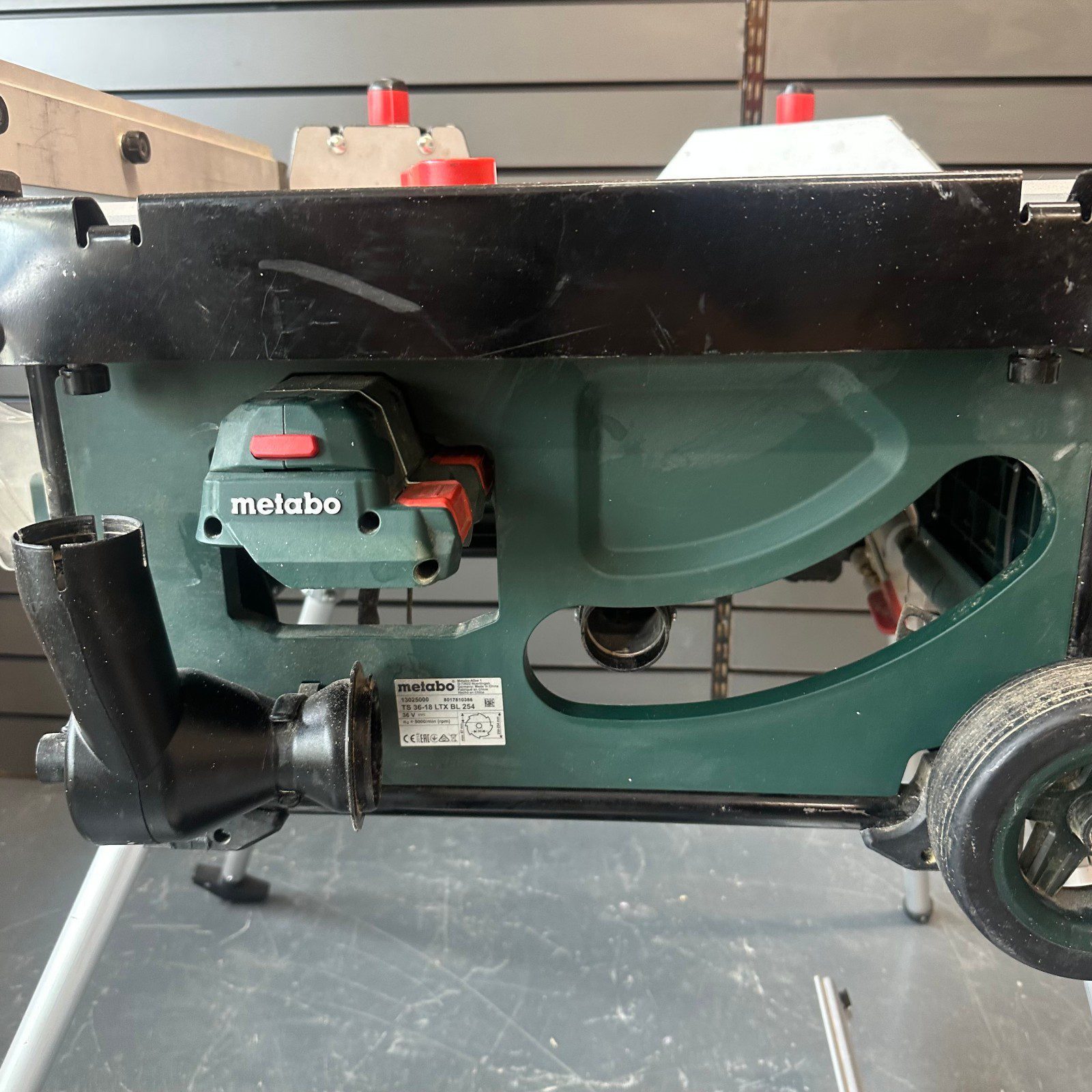 Metabo TS 36-18 LTX BL 254 36V Cordless Battery Table Saw With Stand Accessories - Image 7