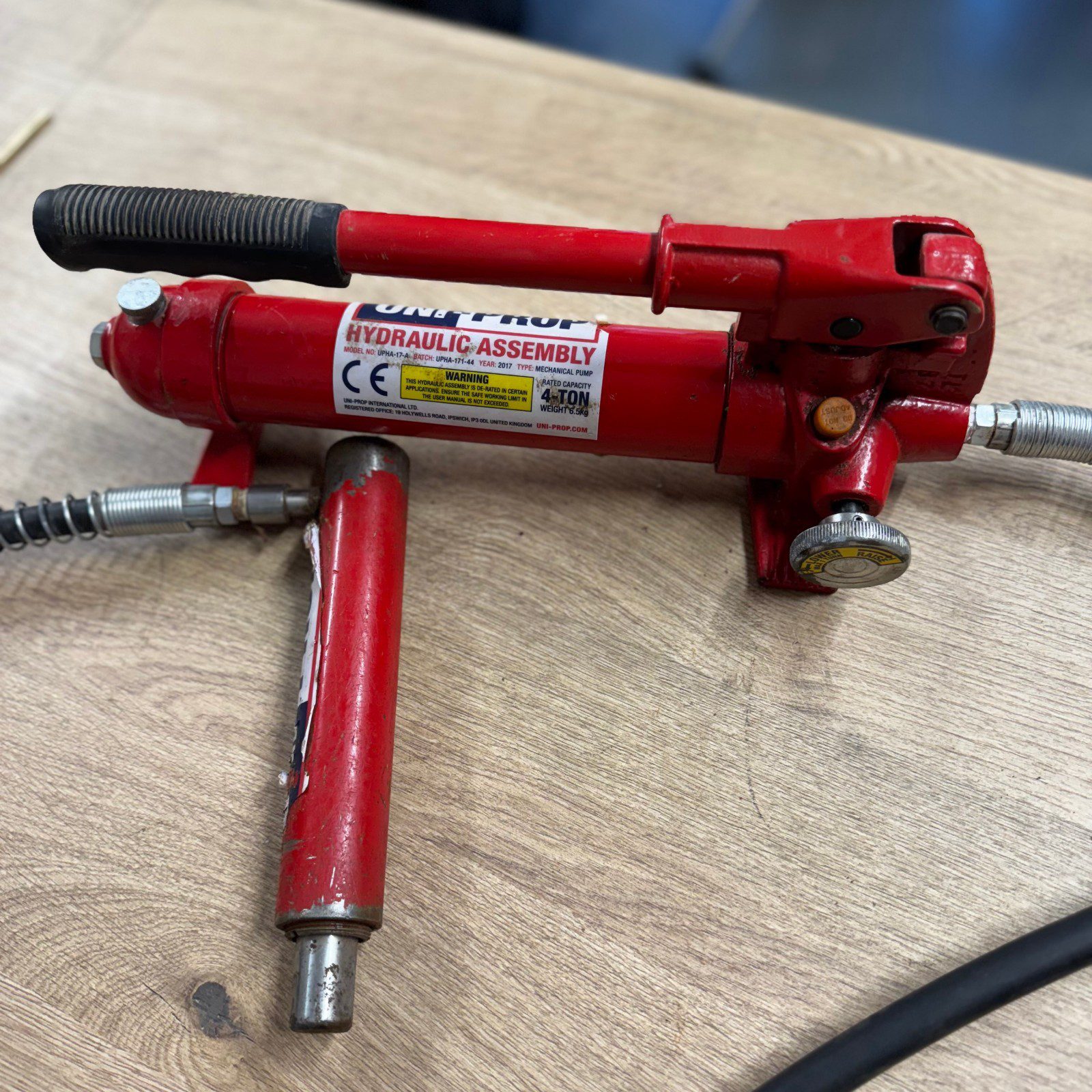 Uni-Prop UPHA-17-A Hydraulic Assembly Mechanical Pump 4 Ton With Hose Case Manua - Image 2