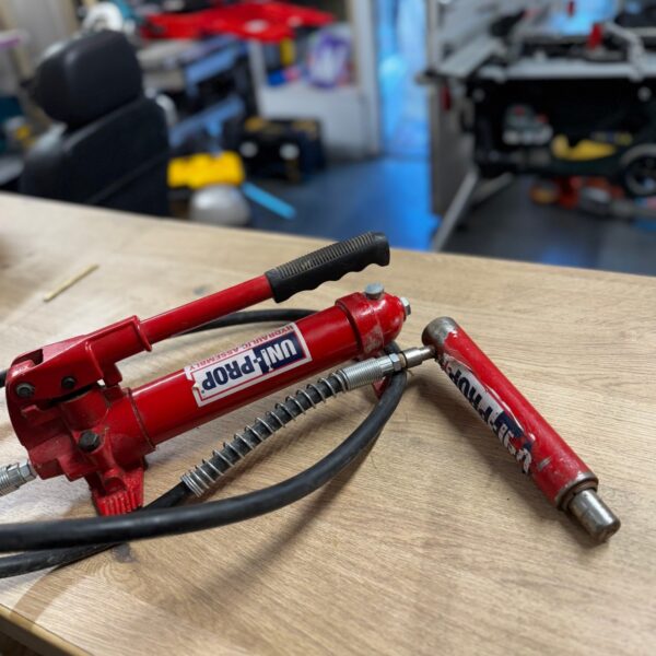 Uni-Prop UPHA-17-A Hydraulic Assembly Mechanical Pump 4 Ton With Hose Case Manua