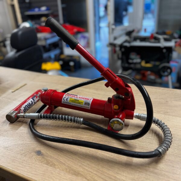 Uni-Prop UPHA-17-A Hydraulic Assembly Mechanical Pump 4 Ton With Hose Case Manua