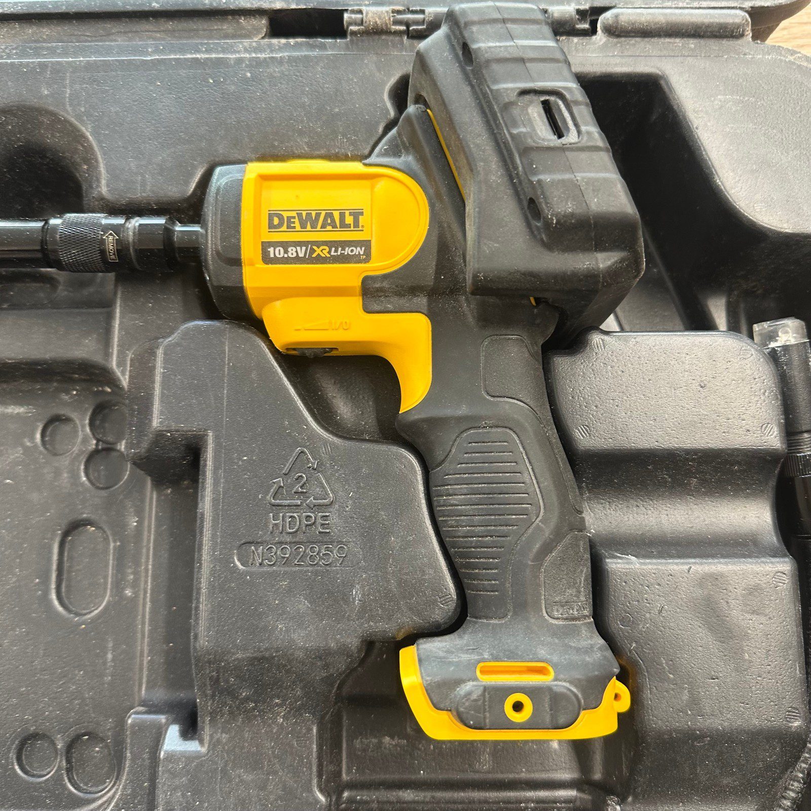 DeWalt DCT410 10.8V XR Li-Ion Inspection Camera With Case - Image 2