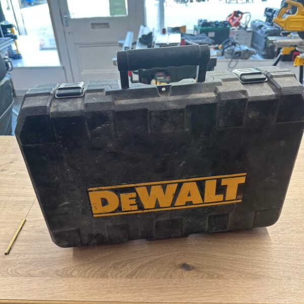 DeWalt DCT410 10.8V XR Li-Ion Inspection Camera With Case