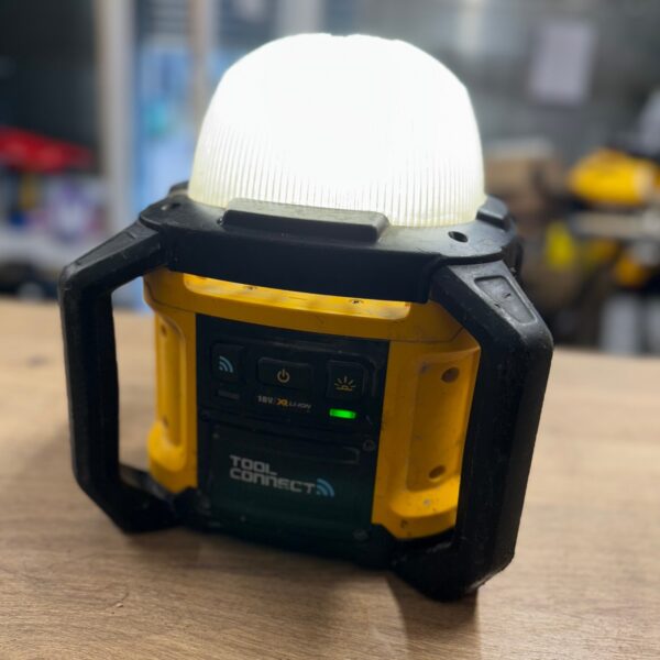 DeWalt DCL074 18V XR Li-Ion Tool Connect Cordless Area Light Body Only