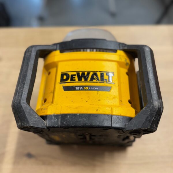 DeWalt DCL074 18V XR Li-Ion Tool Connect Cordless Area Light Body Only