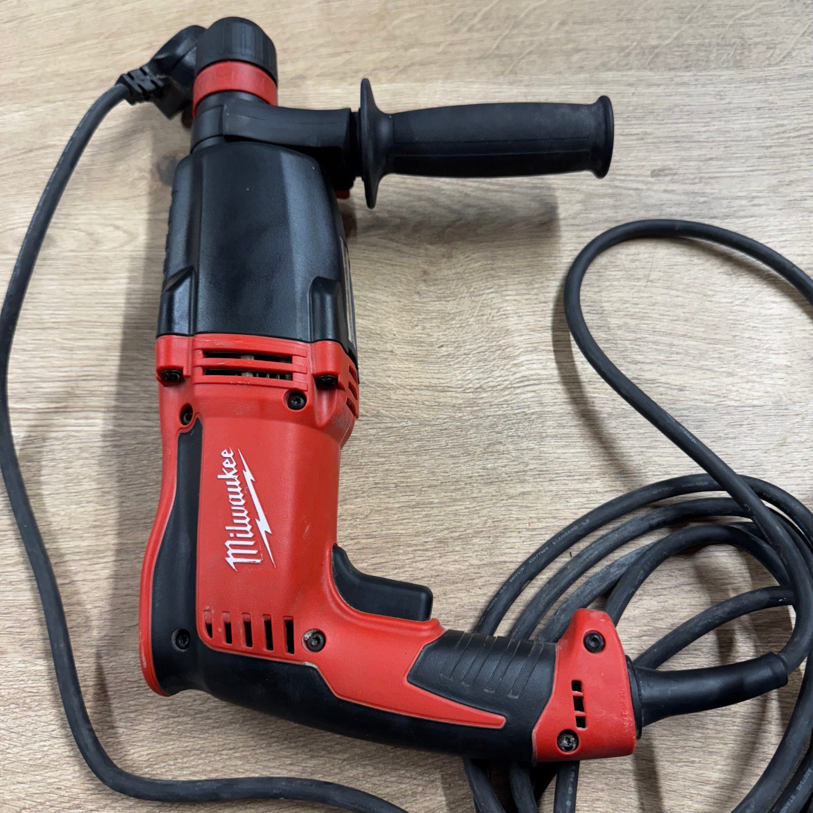 Milwaukee PH 26 X 240V SDS Plus Hammer Drill 26mm 725W With Case - Image 10