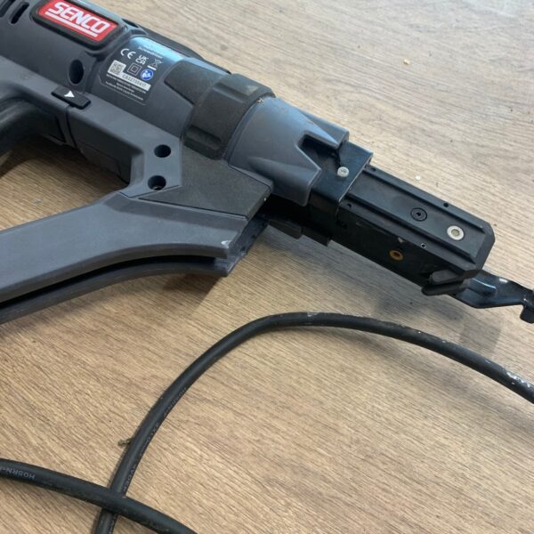 Senco DS545-AC 240V Auto-Feed Screwdriver 600W Collated Drywall Screw Gun Used