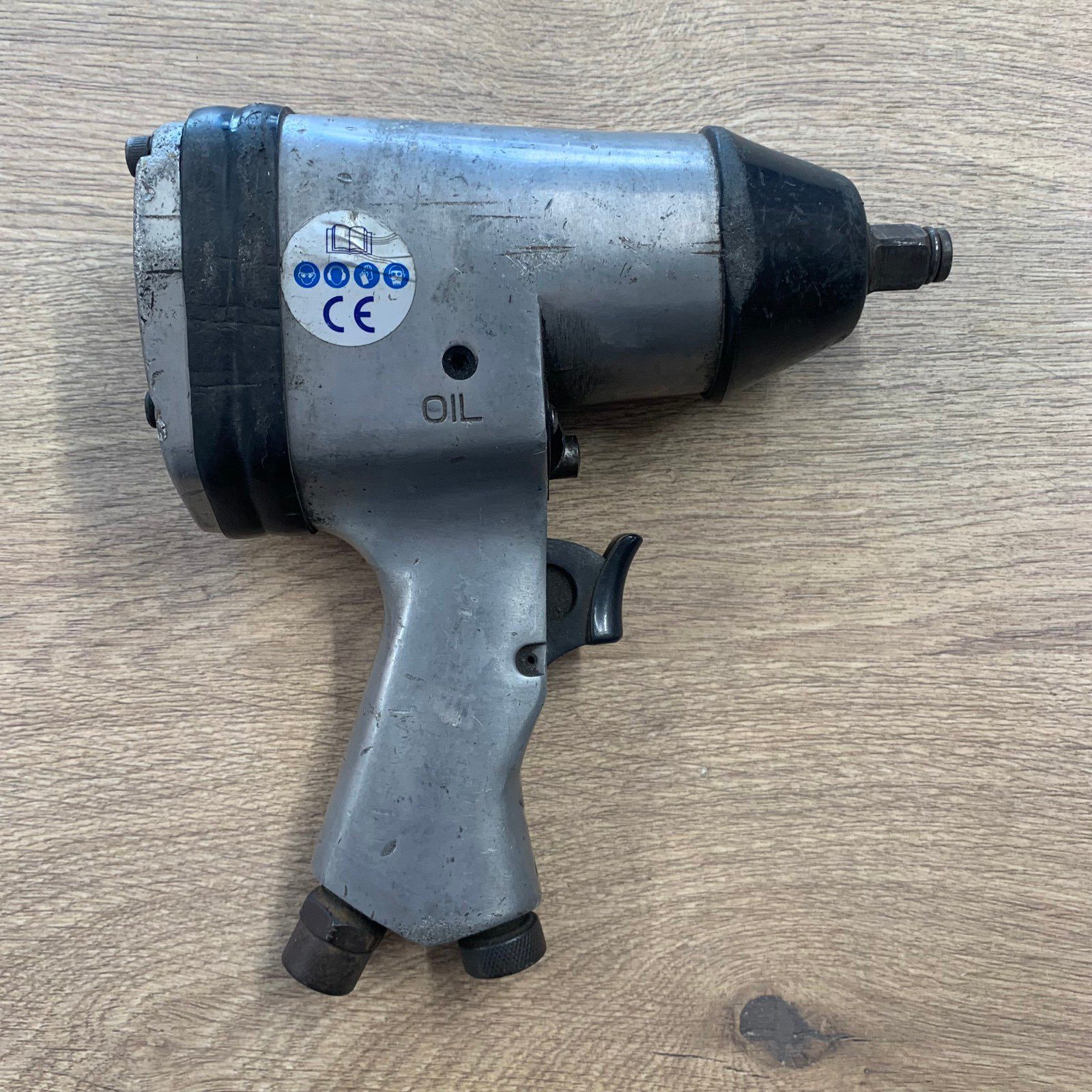 Sealey SA2 1/2" Square Drive Air Impact Wrench Pneumatic 90 PSI Used - Image 2