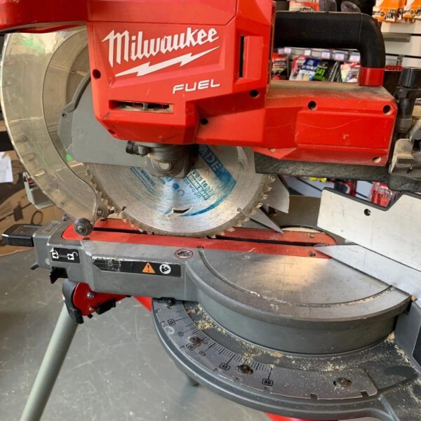 Milwaukee M18 FMS254 Fuel Sliding Mitre Saw With MSL 1000 Stand