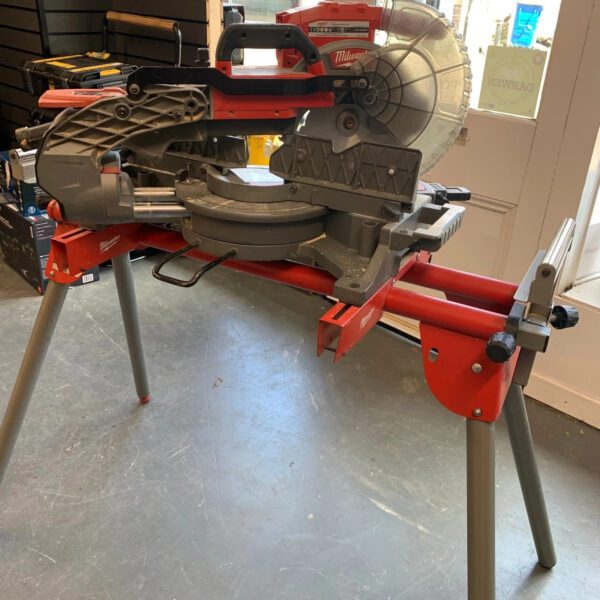 Milwaukee M18 FMS254 Fuel Sliding Mitre Saw With MSL 1000 Stand