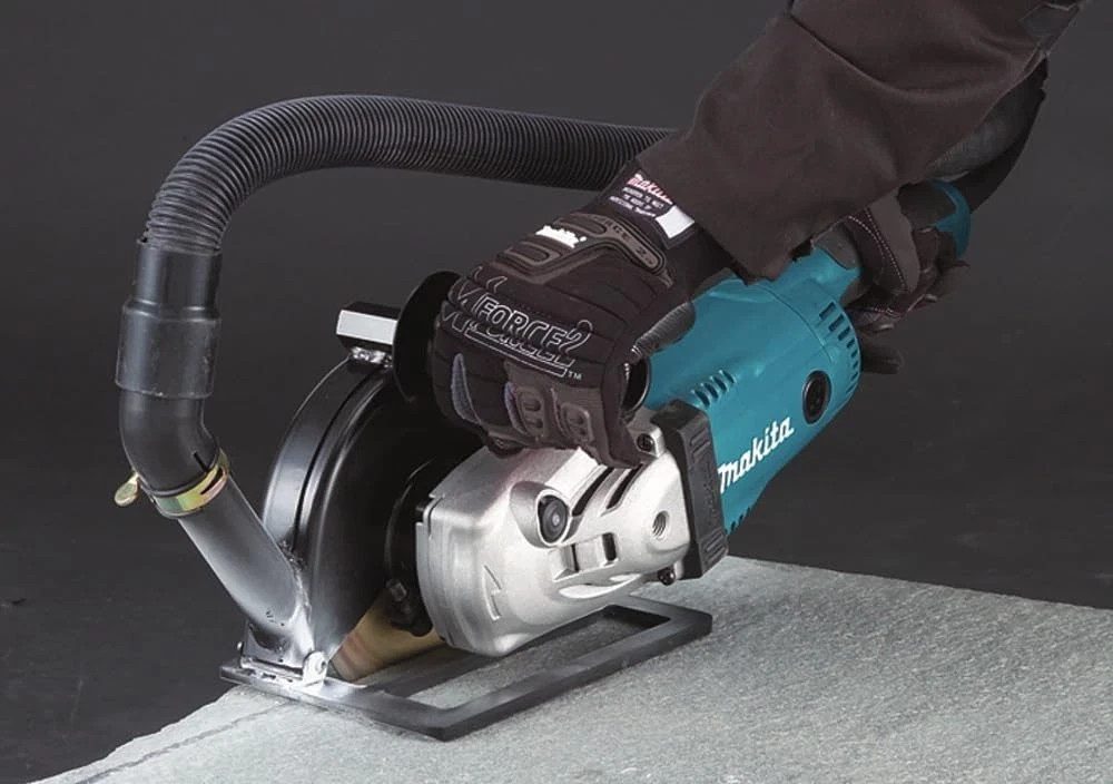 Makita GA9020 110V 230mm 2000W Angle Grinder With Case Diamond Blade New - Image 5