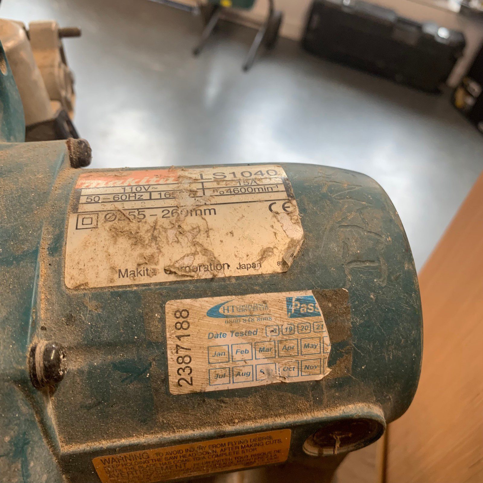 Makita LS1040 110V 260mm Compound Mitre Saw 1650W Chop Saw Used - Image 5