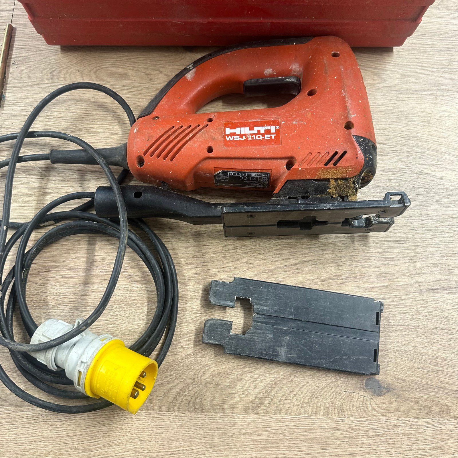 Hilti WSJ 110-ET 110V Jigsaw Corded Saw With Case Handle Guard Accessories Tool - Image 3