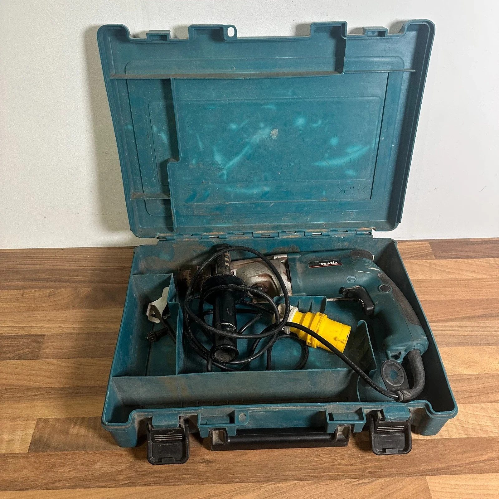 Makita HP2050F Hammer Drill 110V 720W 2 Speed Keyed Chuck With Case Handle - Image 20