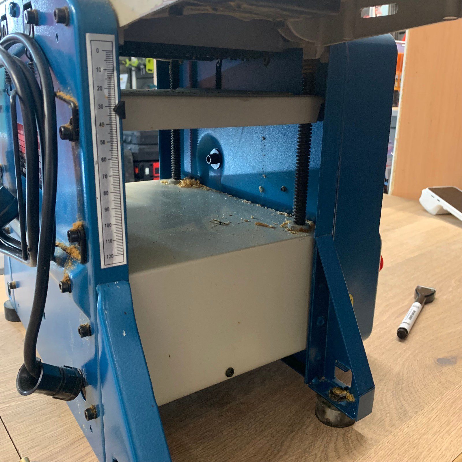 Clarke CPT-600 Planer Thicknesser 6in 150mm 230V Woodworker 1250W Benchtop Used - Image 6