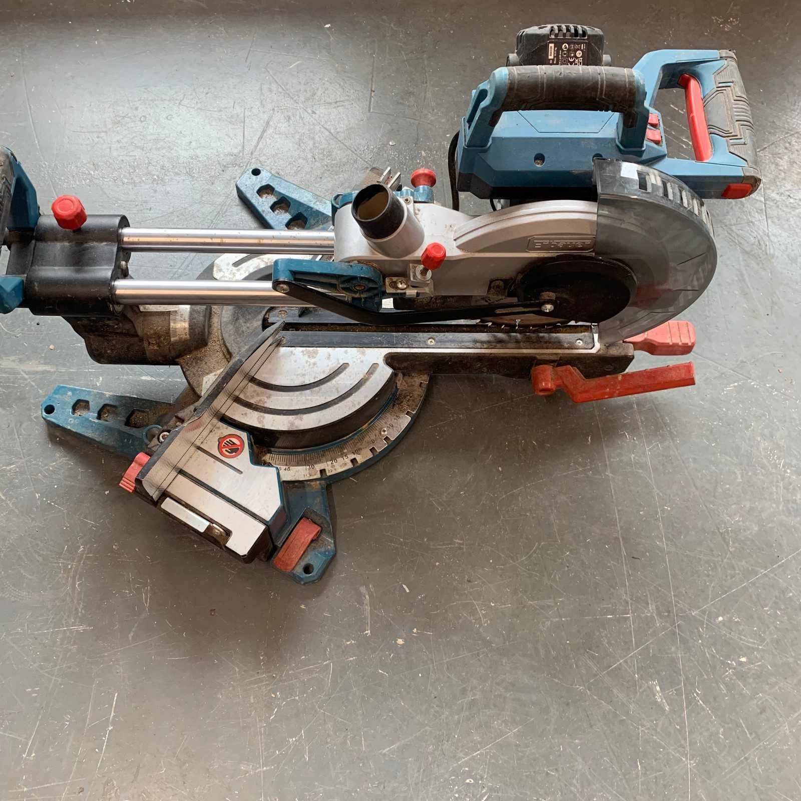 Erbauer EMIS216S 220-240V 216mm Sliding Mitre Saw 1400W With Blade Used Compound - Image 13