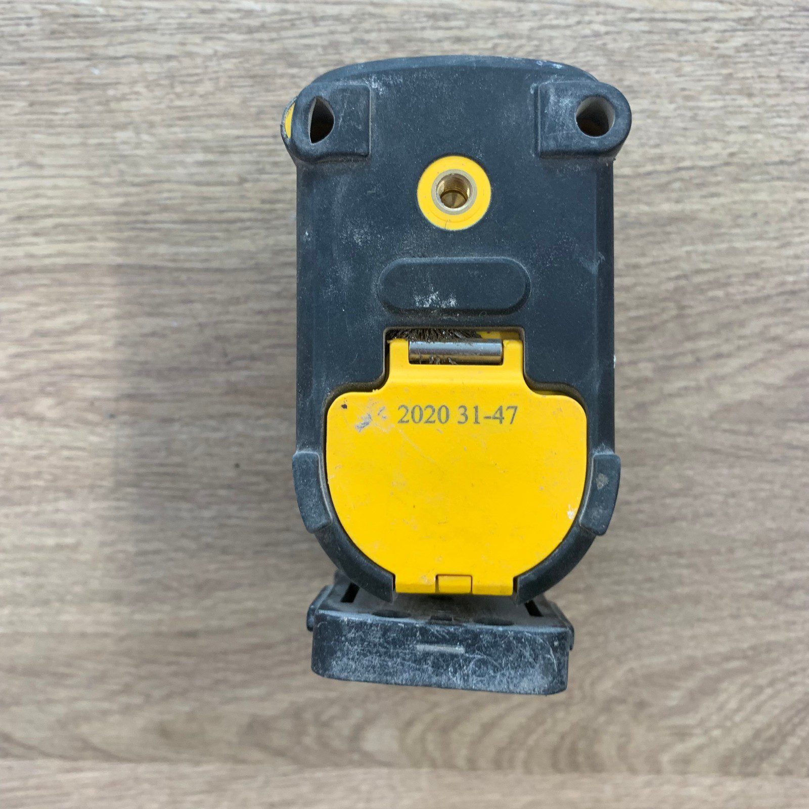 DeWalt DW088 Self Levelling Cross Line Laser Level Kit Case Used - Image 11