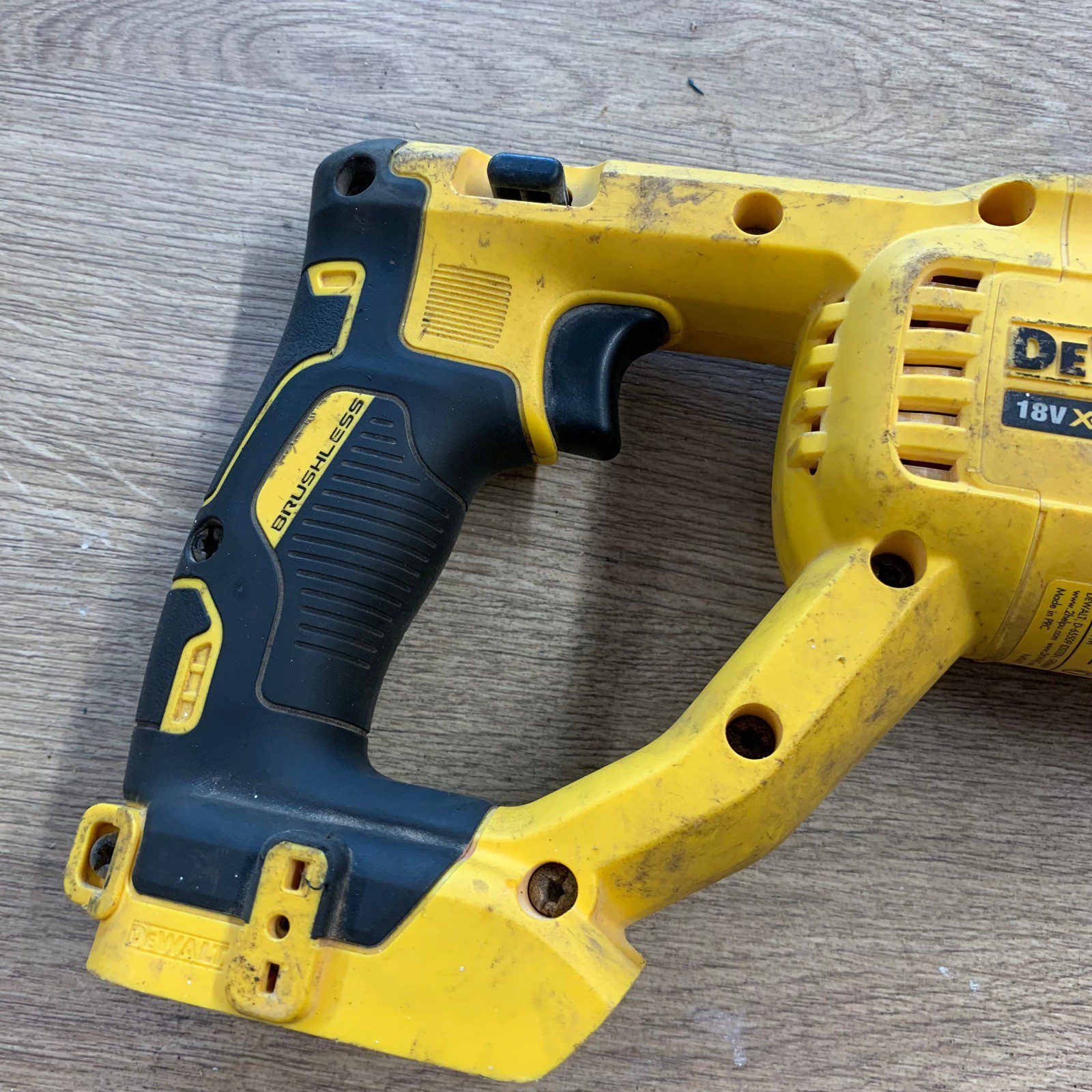 DeWalt DCH133 18V XR Brushless SDS Plus Hammer Drill Body Case Used - Image 4