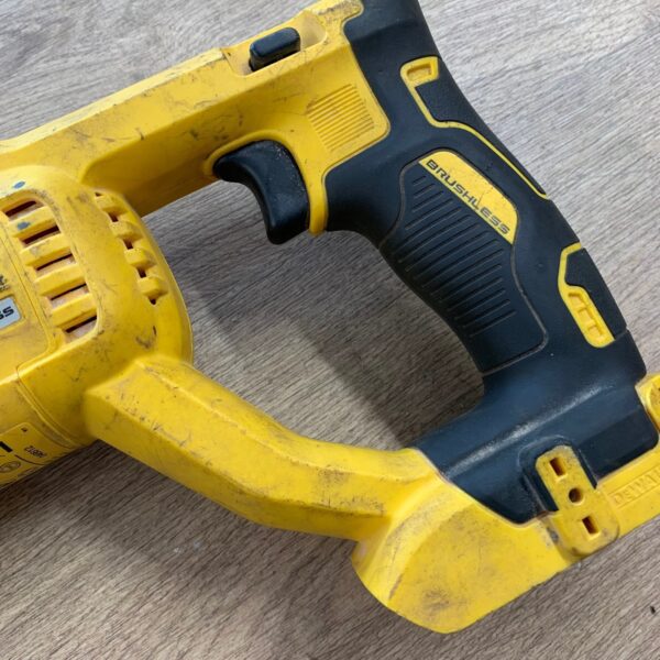 DeWalt DCH133 18V XR Brushless SDS Plus Hammer Drill Body Case Used