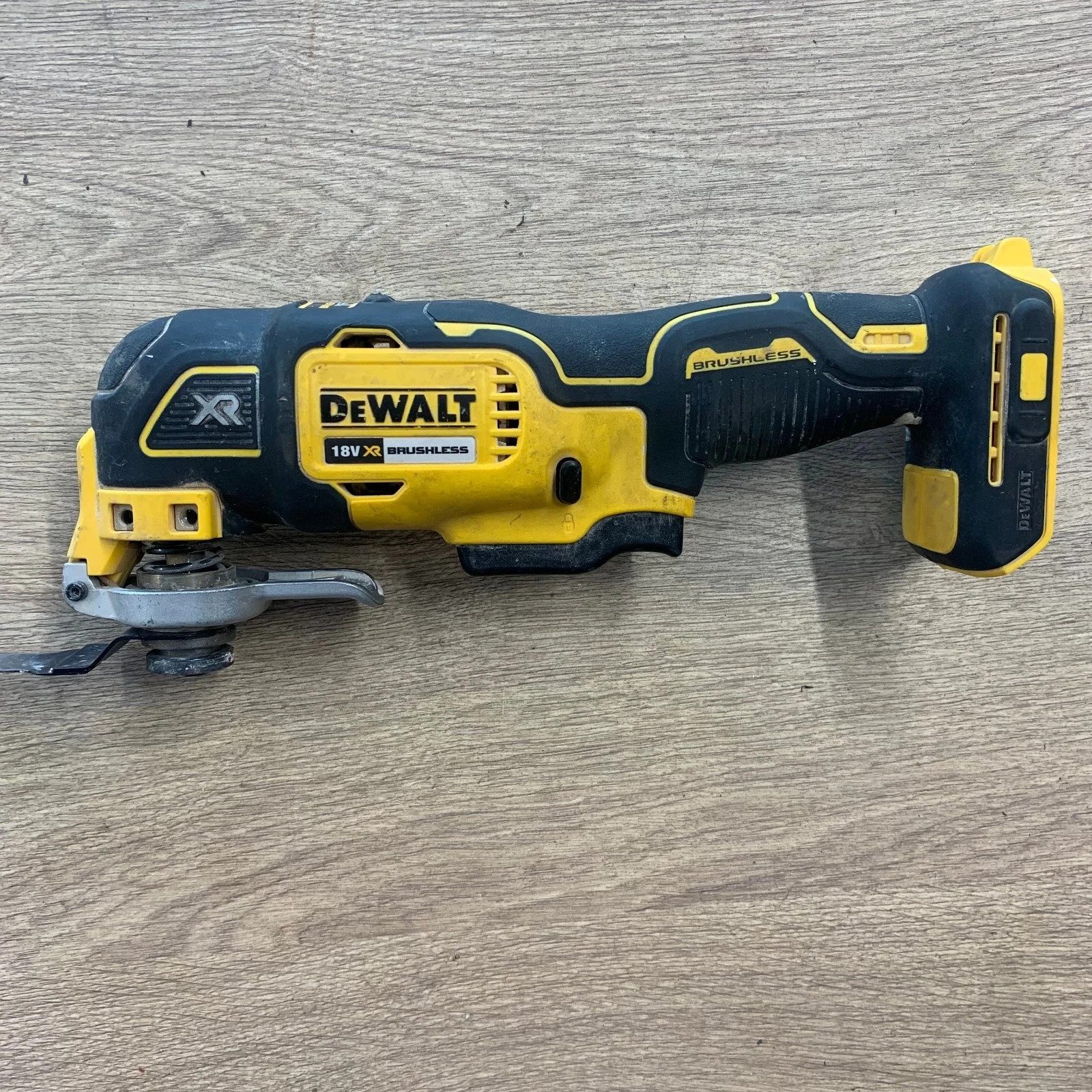 DeWalt DCS355 18V XR Brushless Oscillating Multi Tool Body Only Used Bare Unit - Image 1
