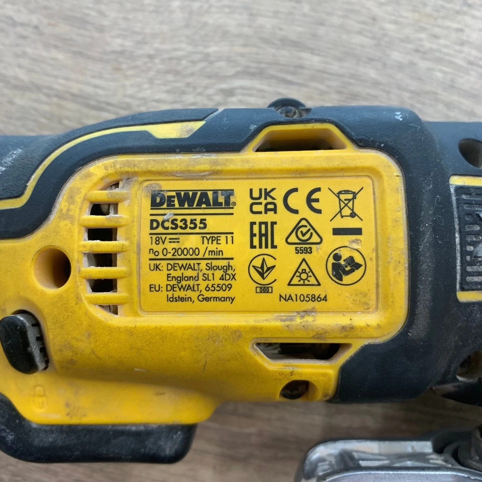 DeWalt DCS355 18V XR Brushless Oscillating Multi Tool Body Only Used Bare Unit - Image 7