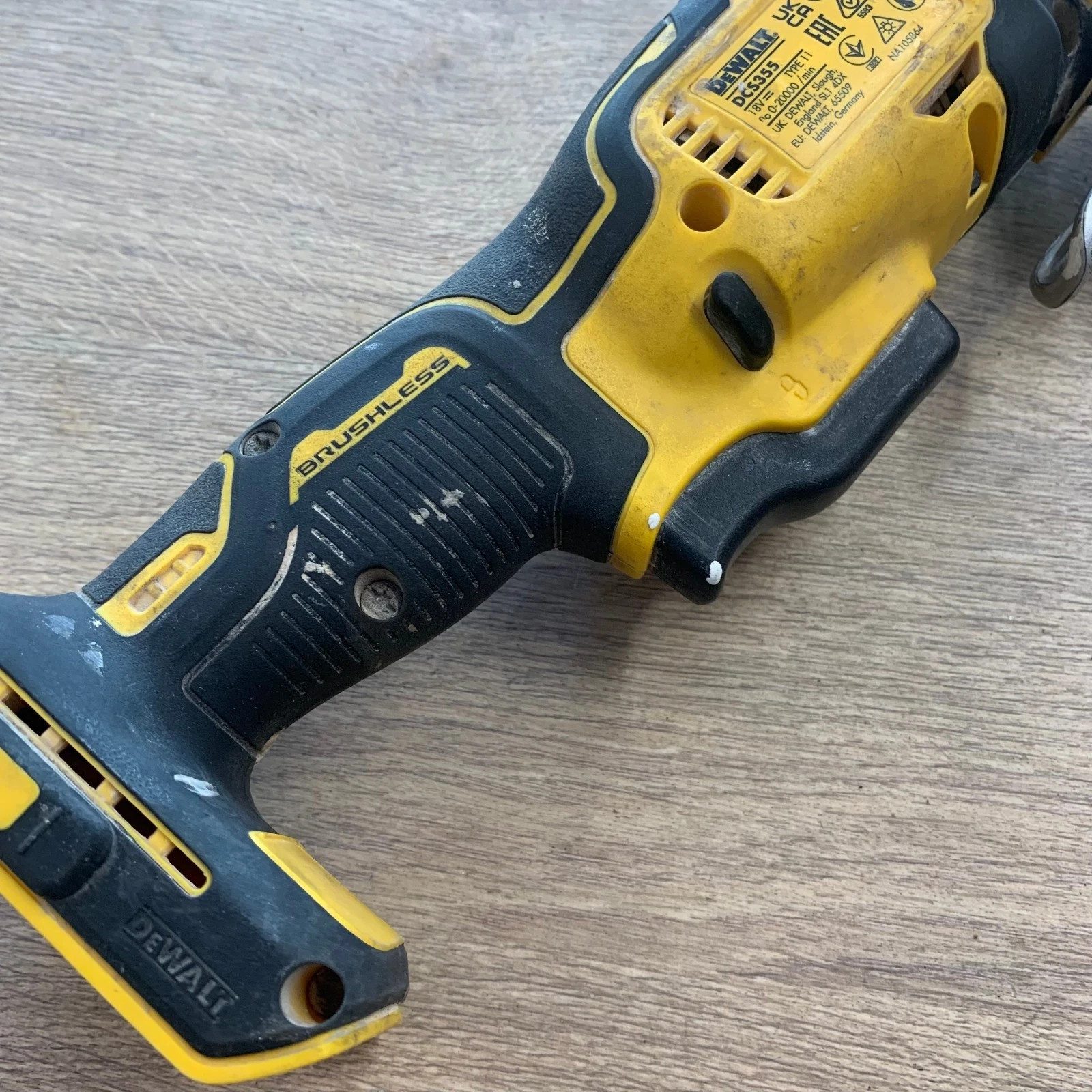 DeWalt DCS355 18V XR Brushless Oscillating Multi Tool Body Only Used Bare Unit - Image 9