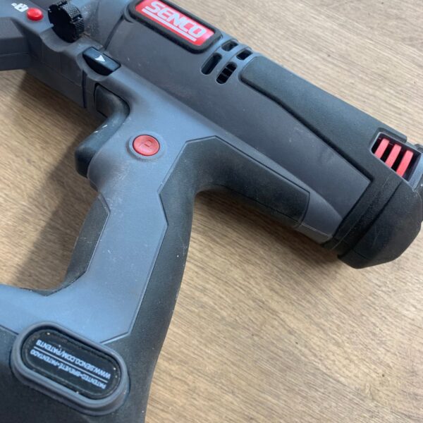 Senco DS545-AC 240V Auto-Feed Screwdriver 600W Collated Drywall Screw Gun Used
