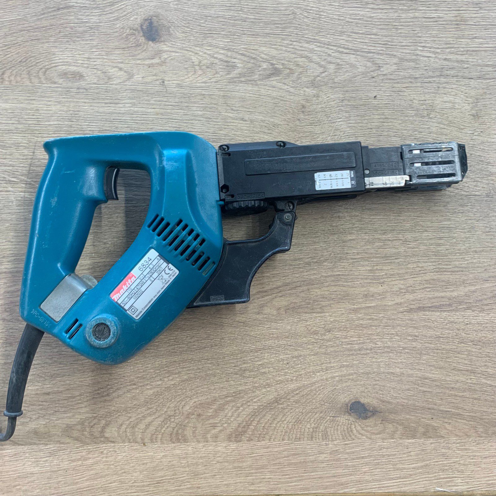 Makita 6834 Autofeed Screwdriver 110V Drywall Screw Gun With Case Screws Used UK - Image 8