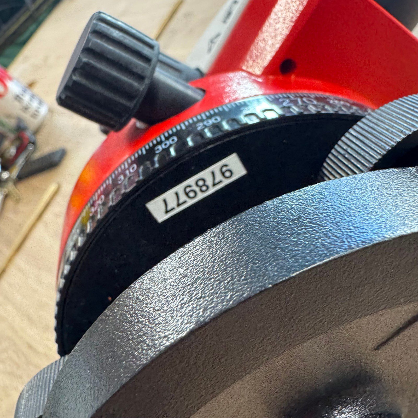 Leica BasicLevel Optical Survey Level With Target Plate Used - Image 9
