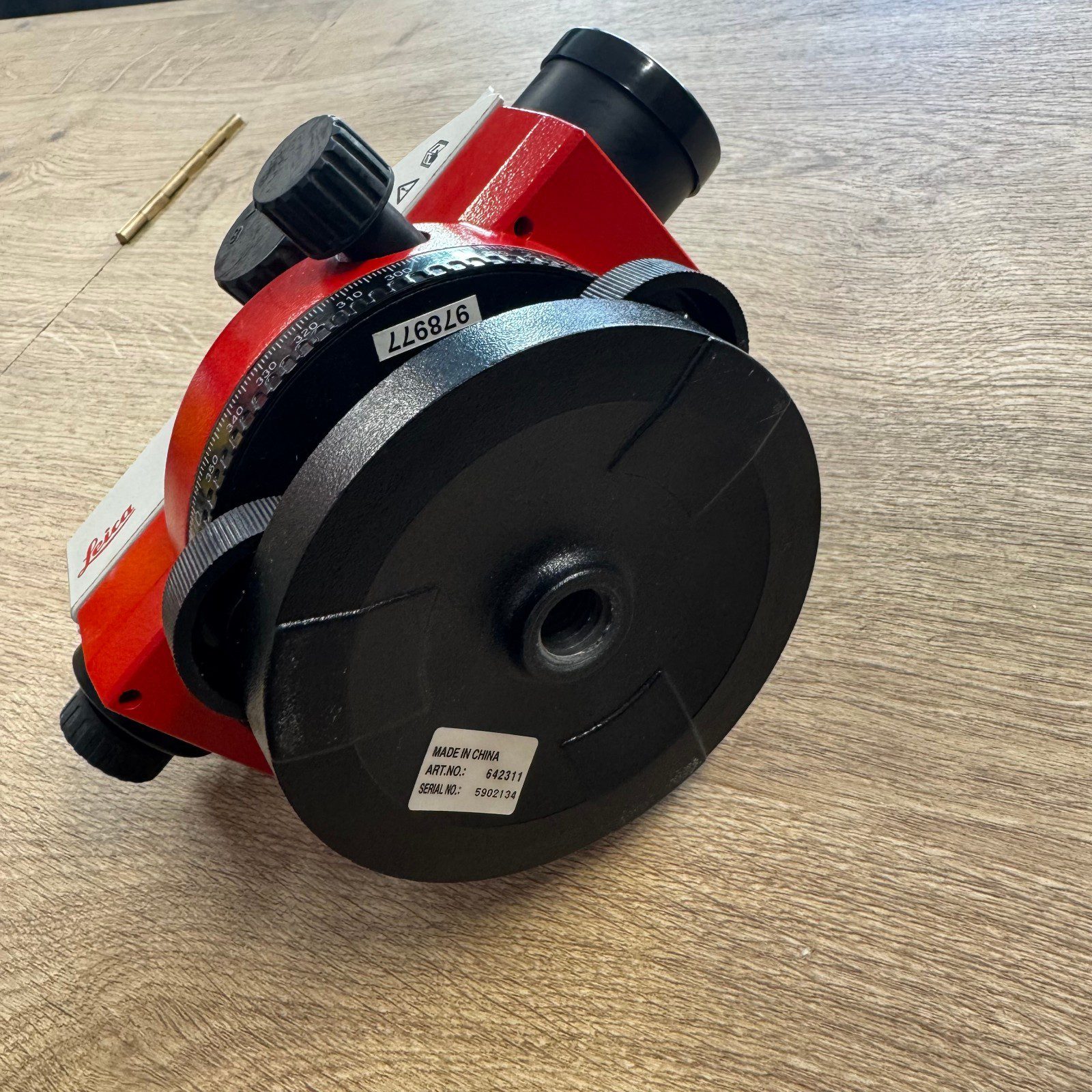 Leica BasicLevel Optical Survey Level With Target Plate Used - Image 11