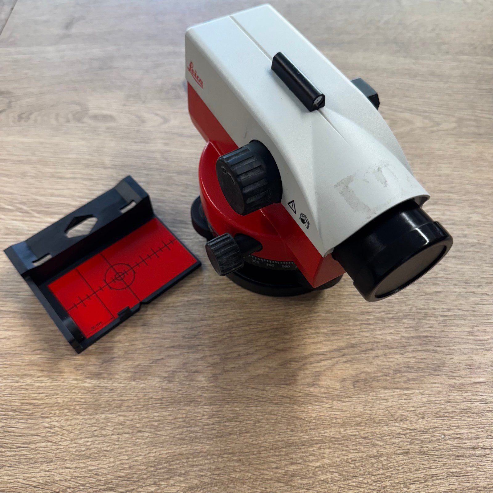 Leica BasicLevel Optical Survey Level With Target Plate Used - Image 20