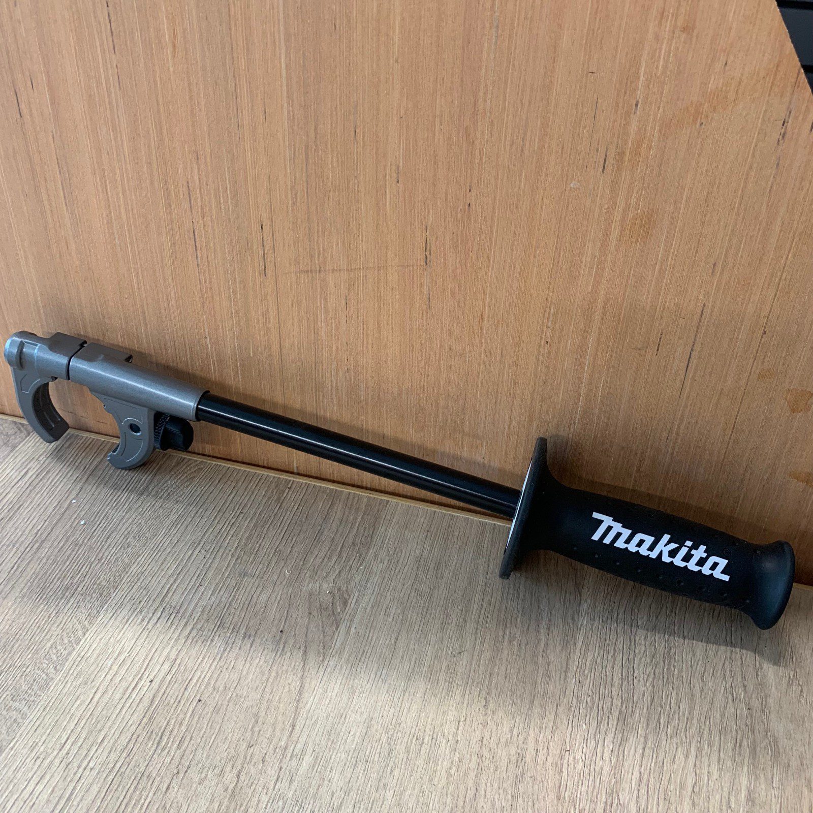Makita Side Handle & Depth Stop Rod For Rotary Hammer Drill - Image 12