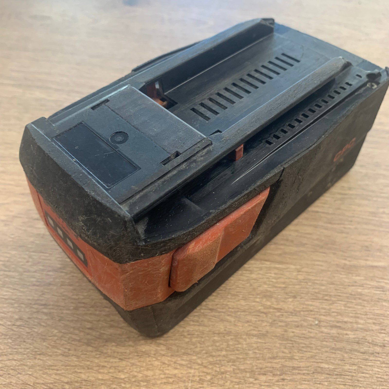 Hilti B 36/5.2 Li-Ion 36V 5.2Ah 187.2Wh CPC Battery Pack Used - Image 6
