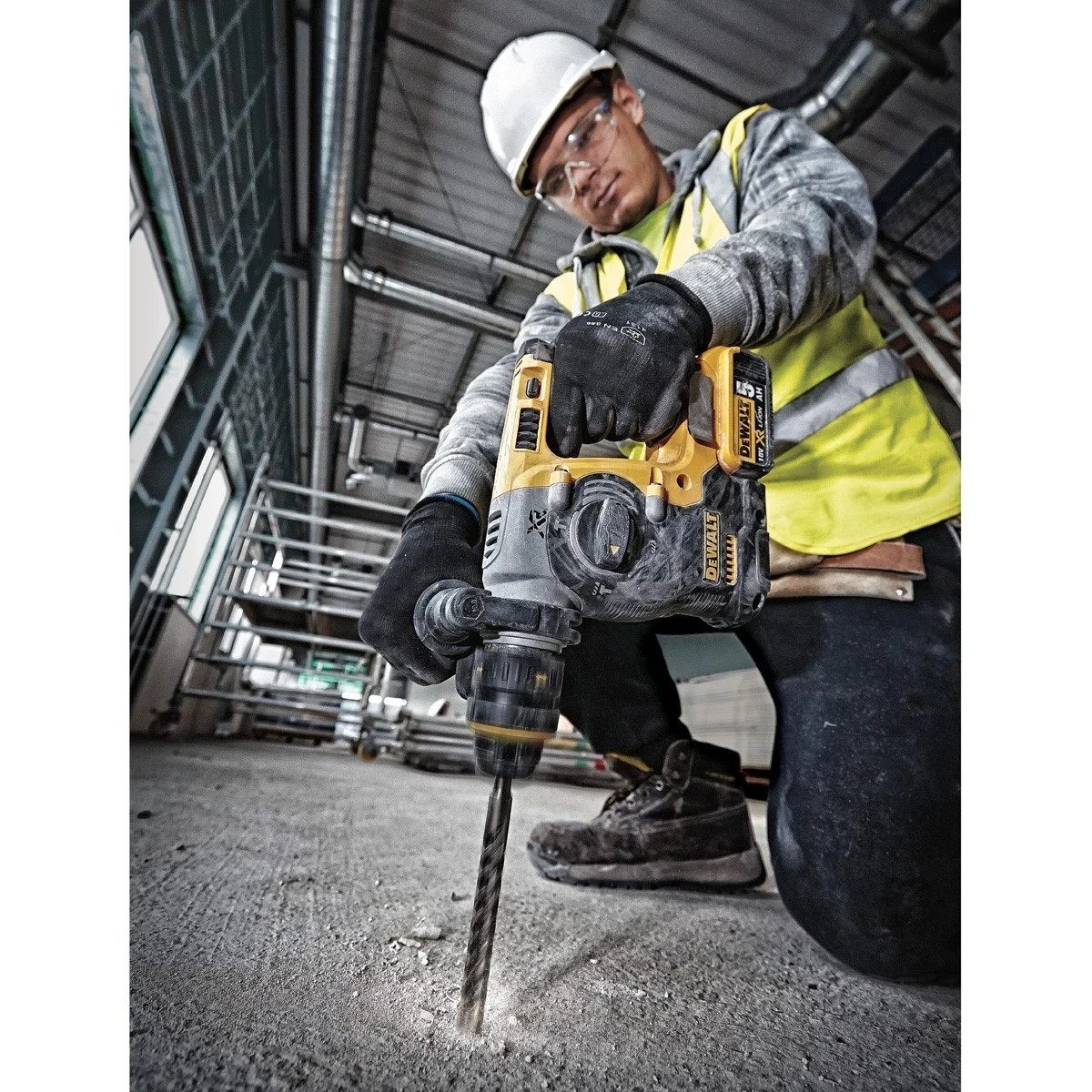 DeWalt DCH273N 18V XR Brushless 24mm SDS Plus Hammer Drill Bare Unit New - Image 5