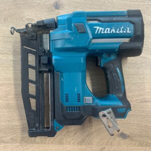 Makita DBN600 18V 16 Gauge 25-64mm Cordless Finish Nailer Body Only Used