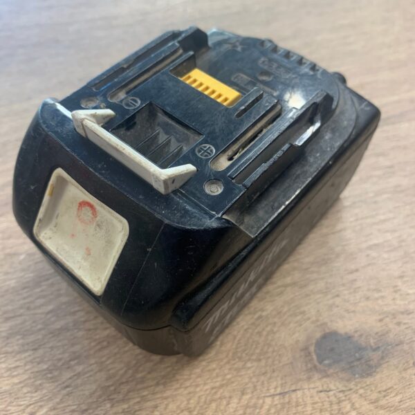 Makita BL1840B 18V 4.0Ah 72Wh Li-Ion Battery Pack Used