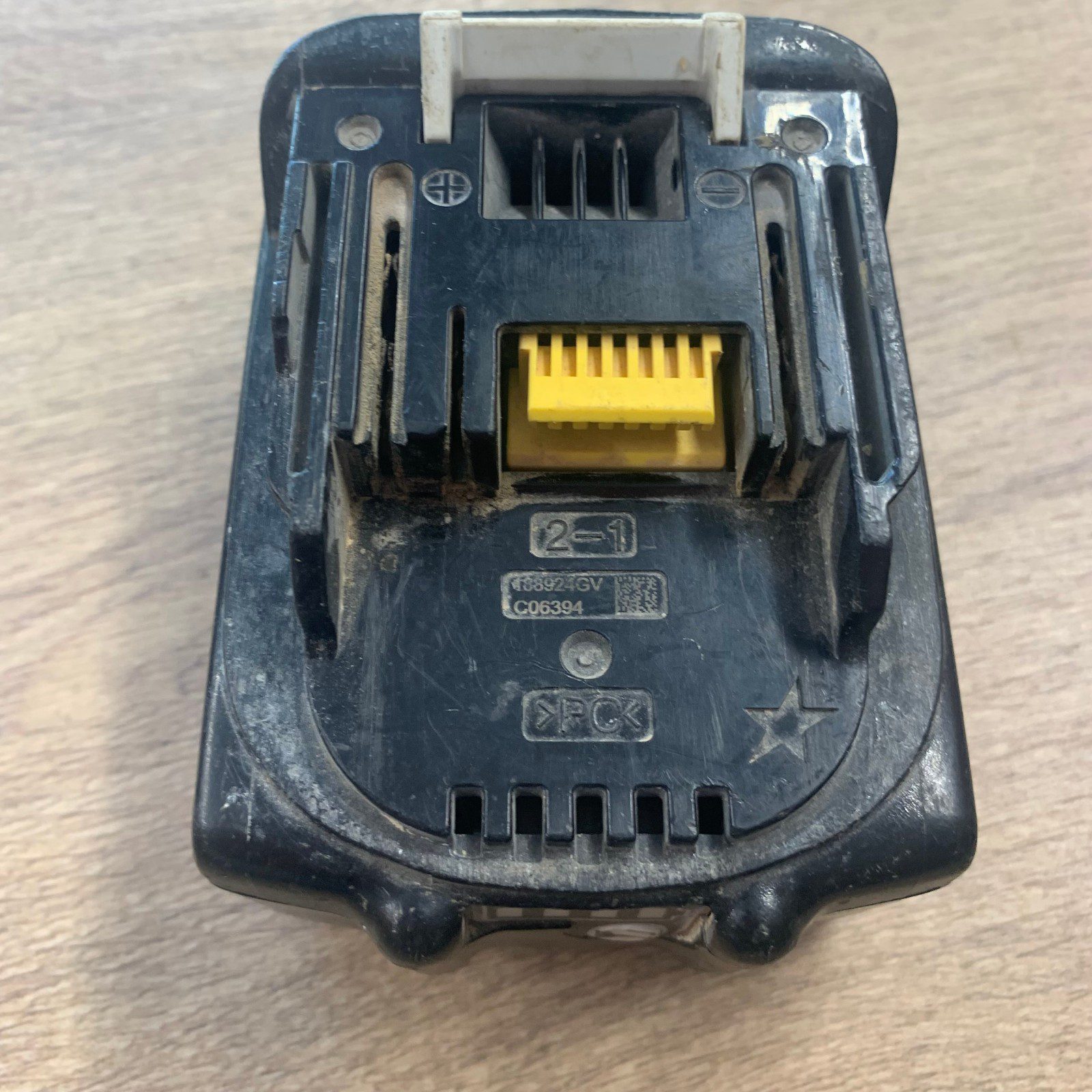 Makita BL1840B 18V 4.0Ah 72Wh Li-Ion Battery Pack Used - Image 6
