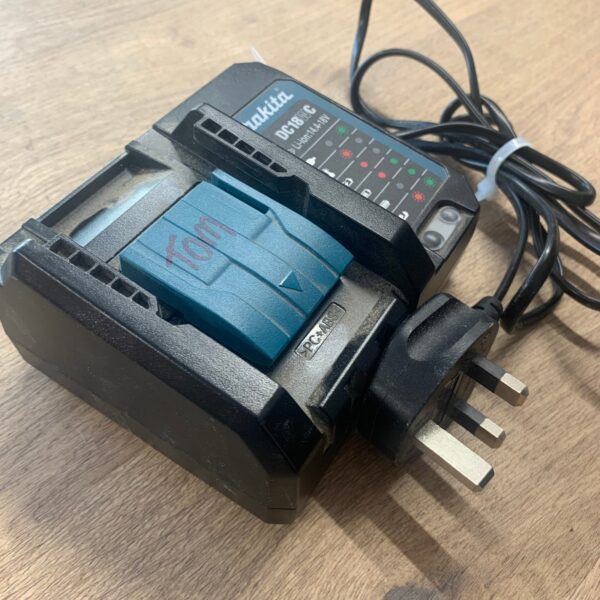 Makita DC18WC 14.4V-18V Li-Ion Battery Charger 240V UK Plug Refurbished
