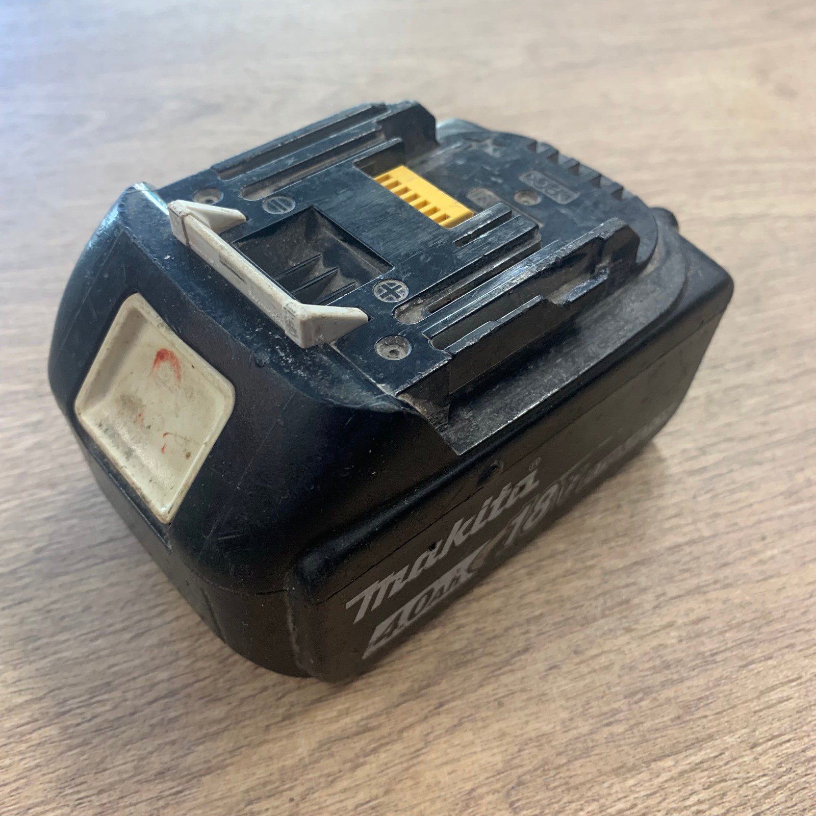 Makita BL1840B 18V 4.0Ah Li-Ion Battery Pack 72Wh Used - Image 7
