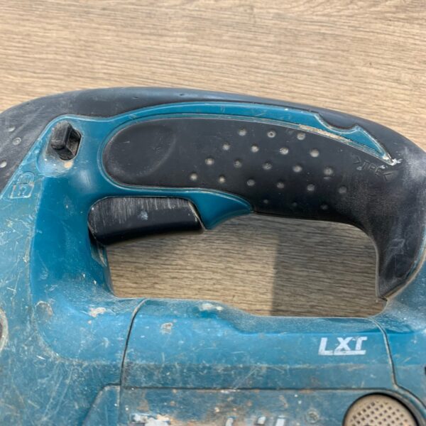 Makita DJV180Z 18V LXT Cordless Variable Speed 3 Settings Jigsaw Body Only