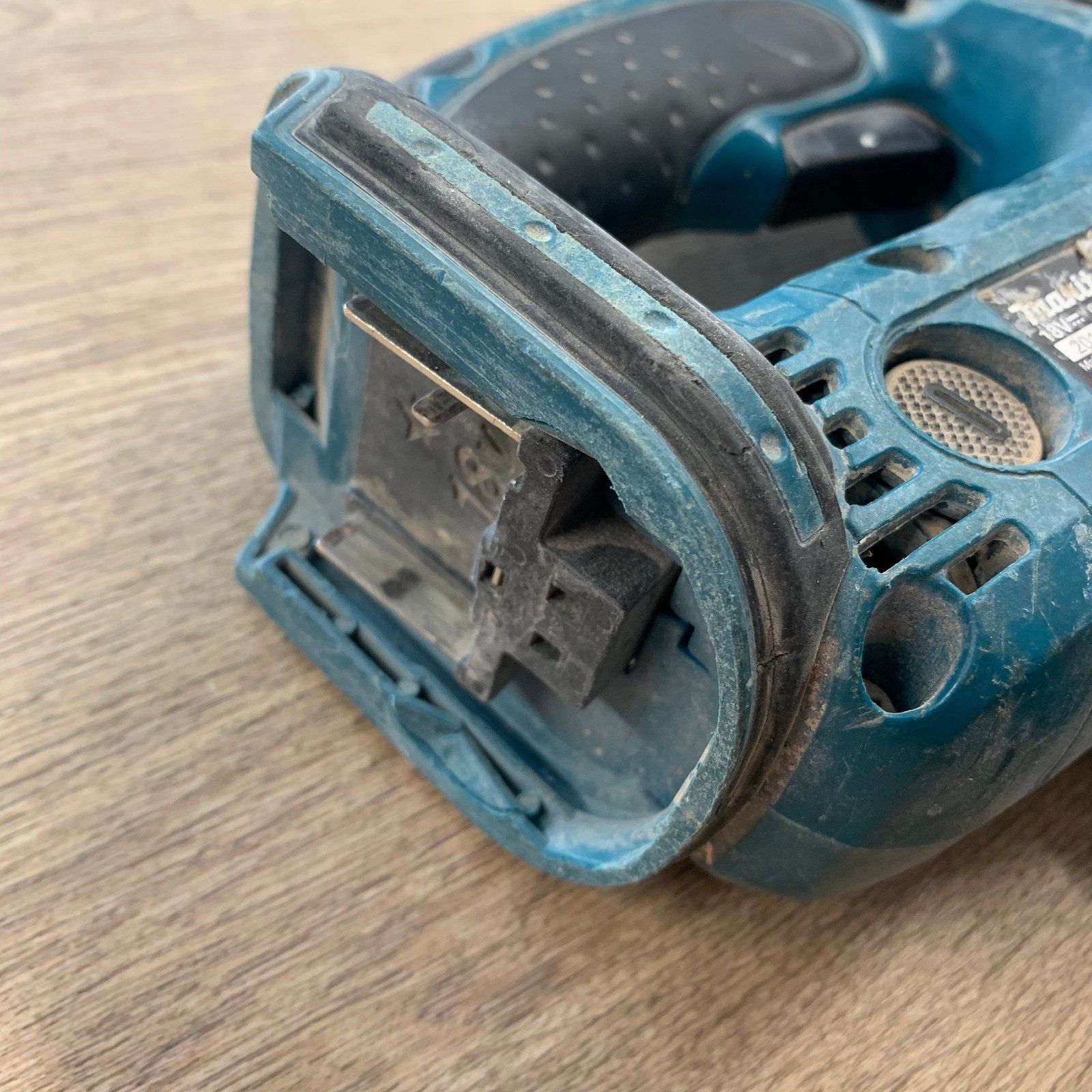 Makita DJV180Z 18V LXT Cordless Variable Speed 3 Settings Jigsaw Body Only - Image 12