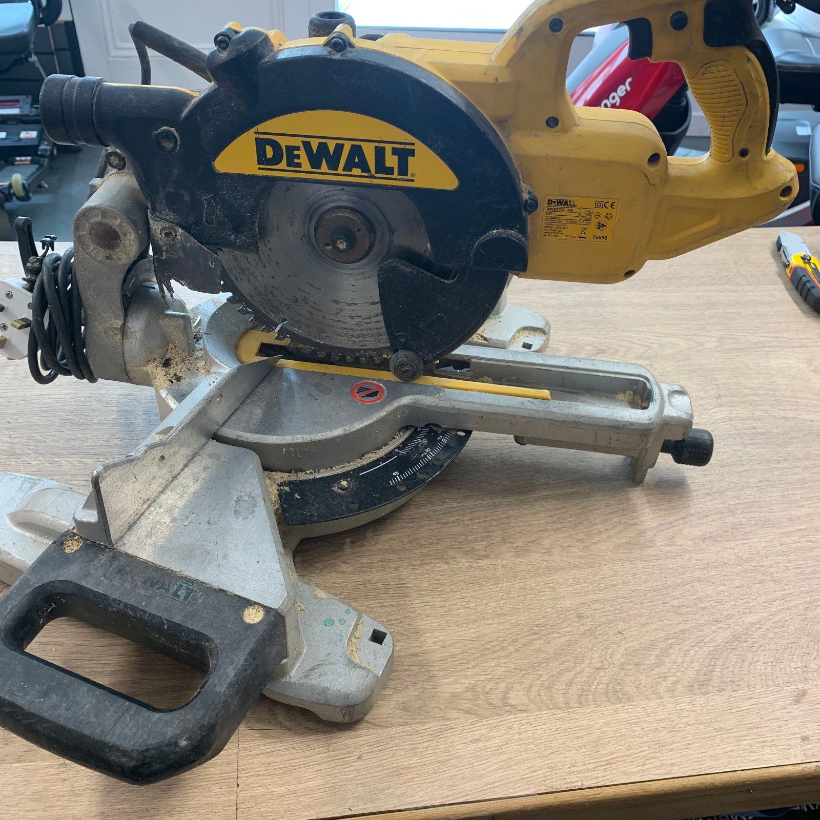 DeWalt DWS773 230V 216mm Sliding Compound Mitre Saw Used - Image 1
