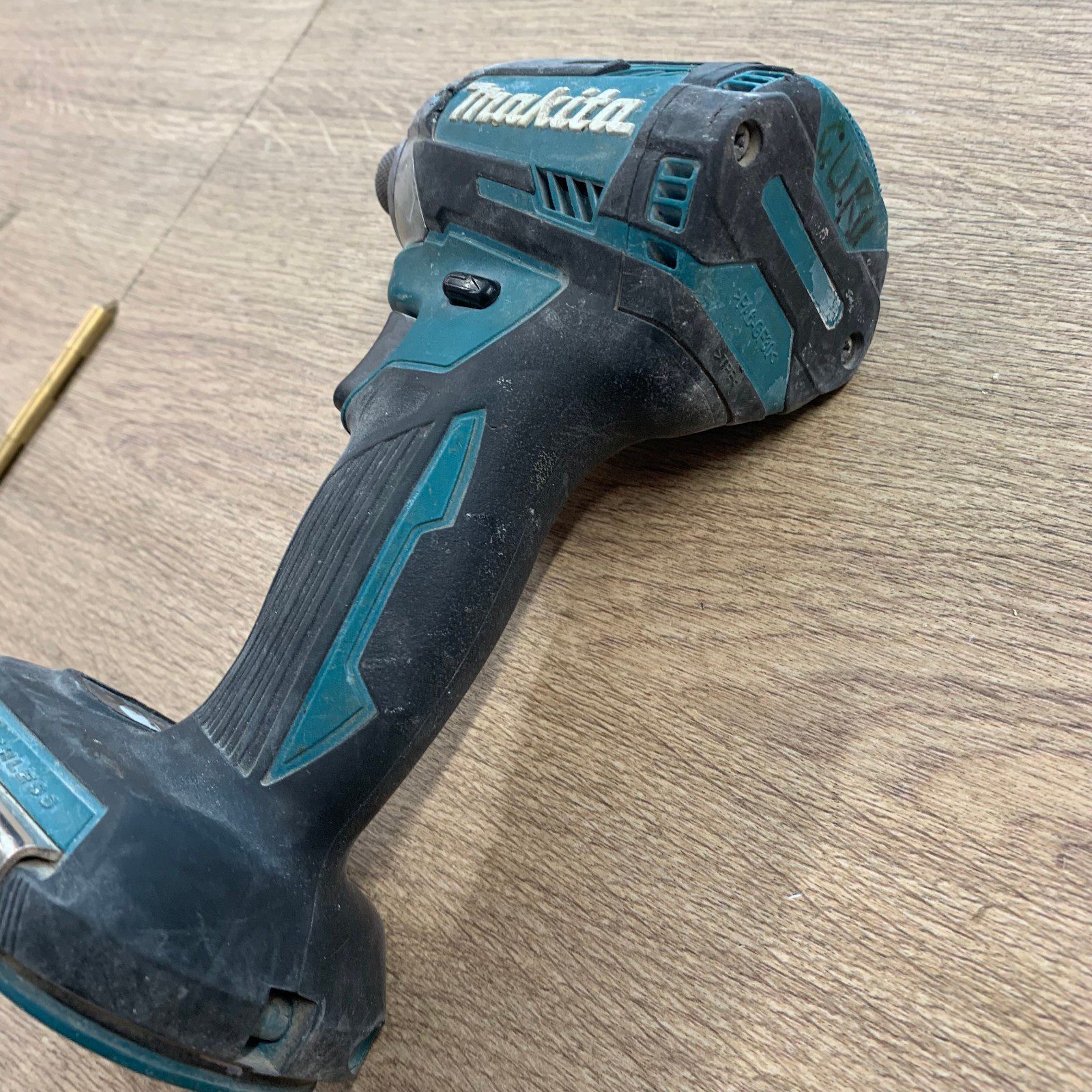Makita DTD154 18V LXT Brushless Impact Driver Body Only Used - Image 10